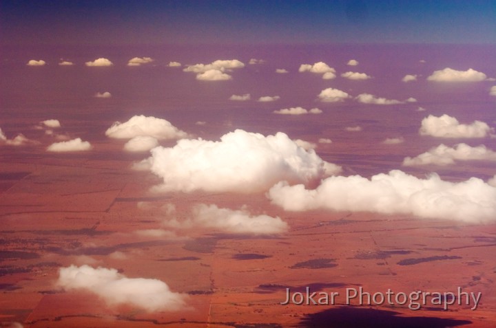 Lake Eyre (Day 1)_20070409_035.jpg - Clouds near Menindee
